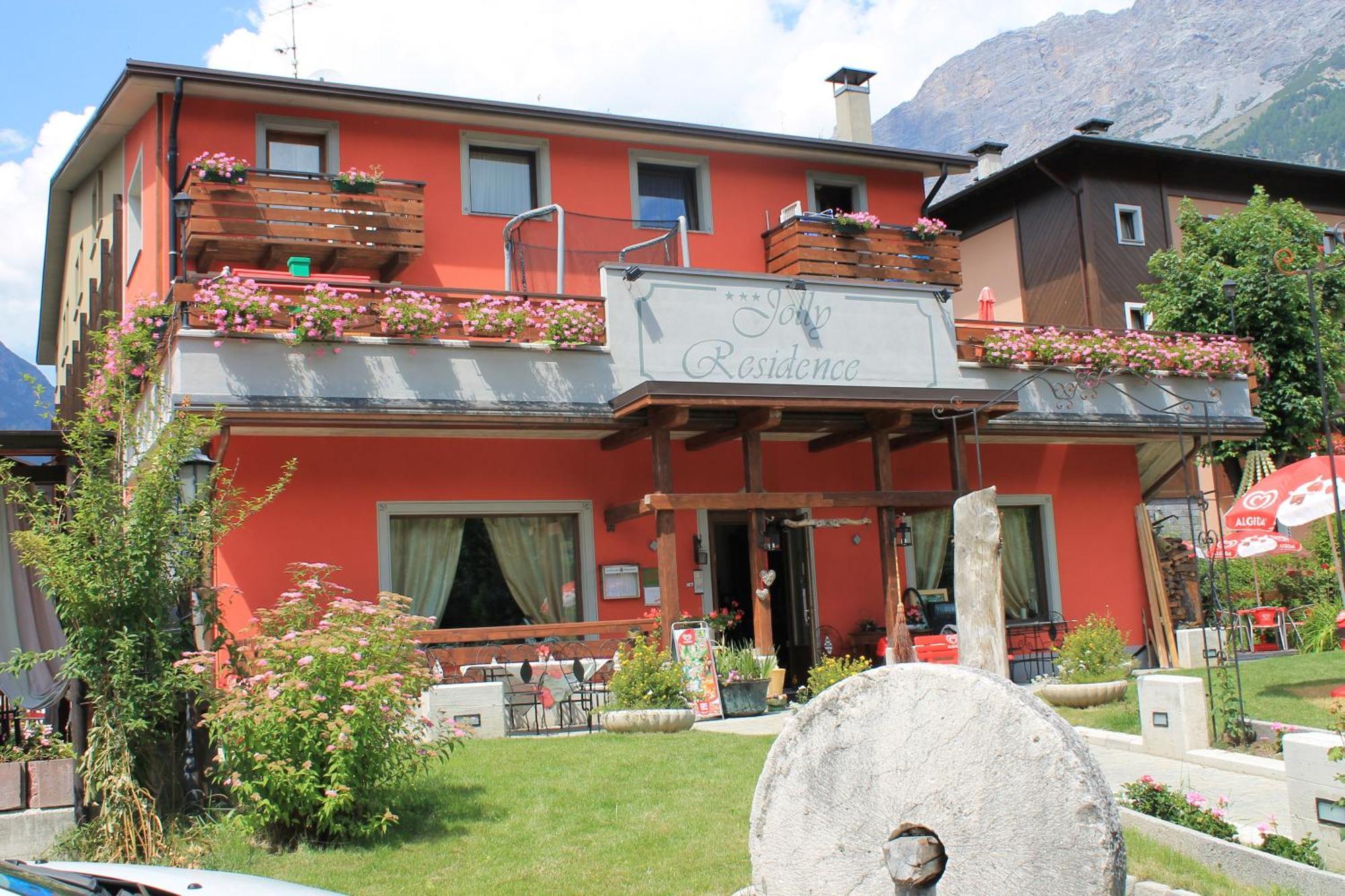 Jolly Residence Bormio Exteriör bild